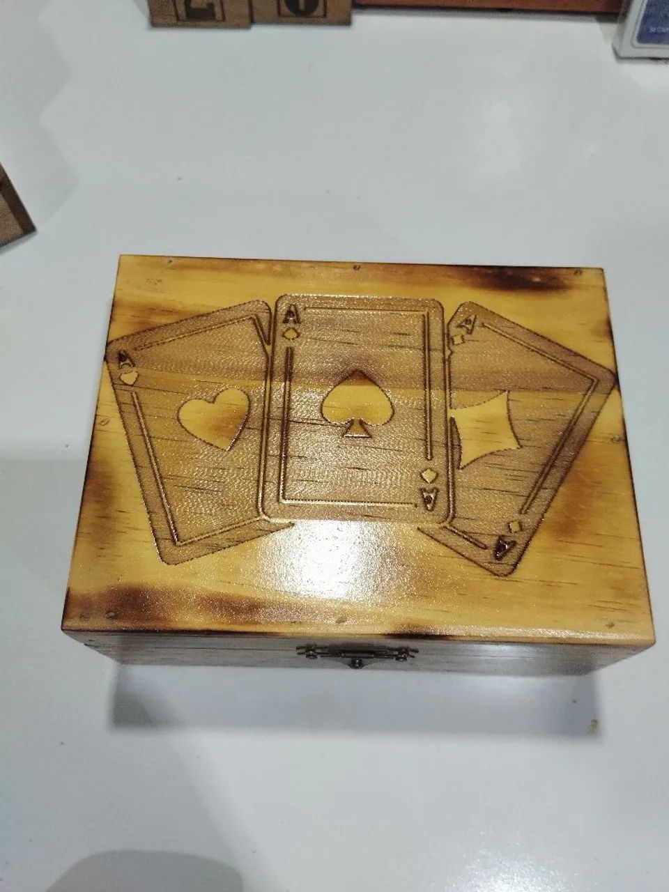 Caixa de madeira para jogos de cartas(truco)  - Foto 4