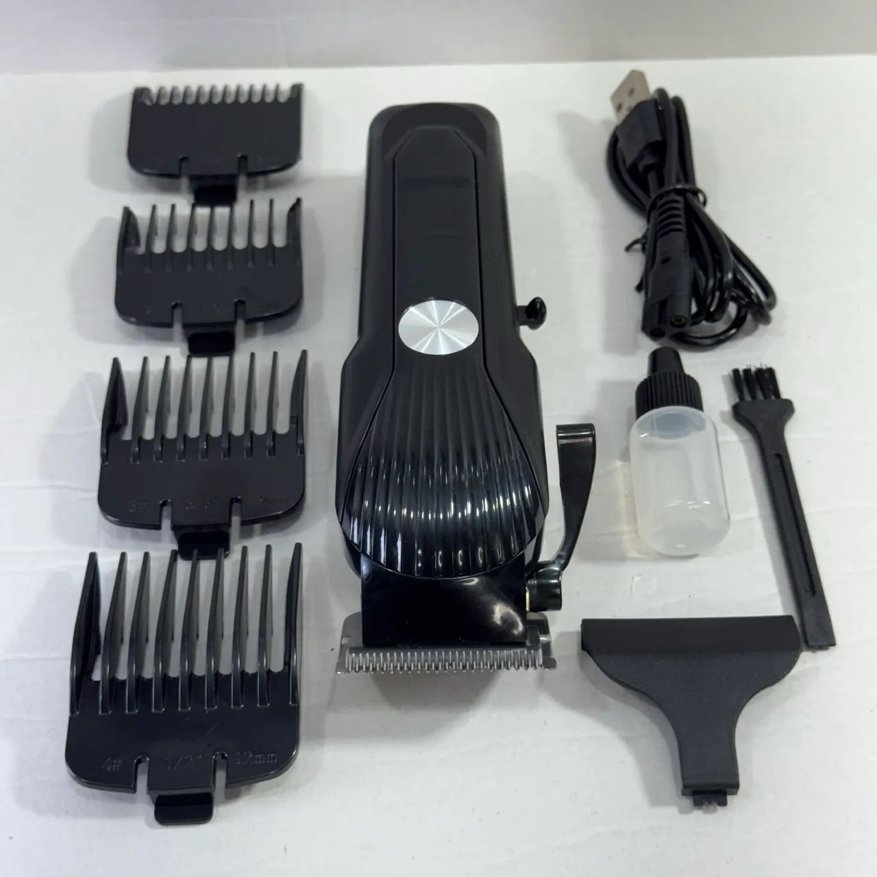 Máquina de cortar cabelo sem fio visor digital  - Foto 4