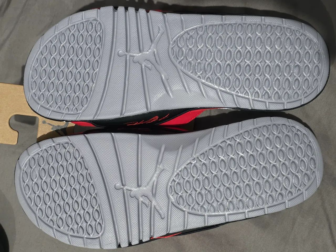 Chinelo jordan 4 hydro toro bravo 46br - Foto 4