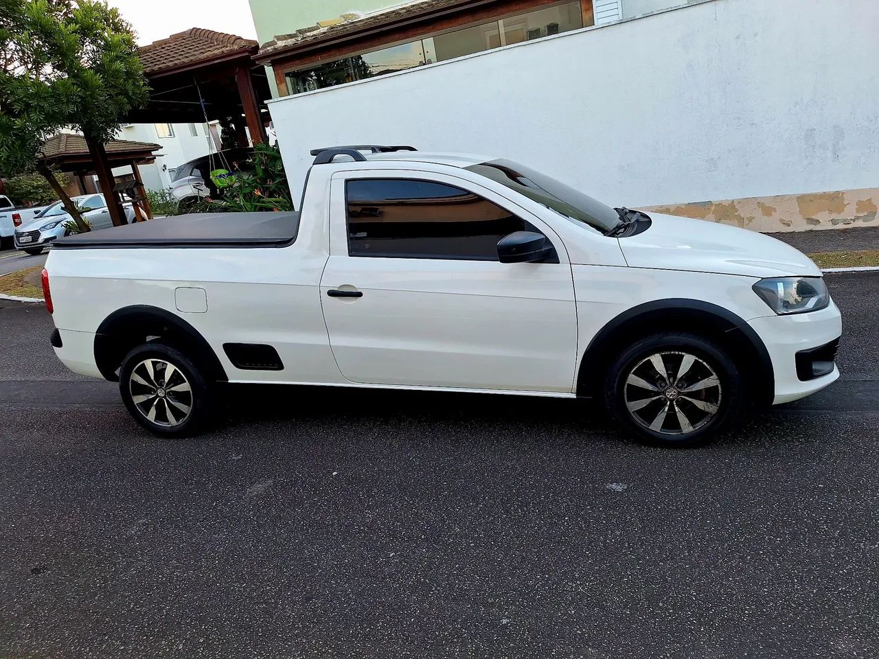 Volkswagen Saveiro Saveiro Trendline 1.6 T.Flex 8V 2015