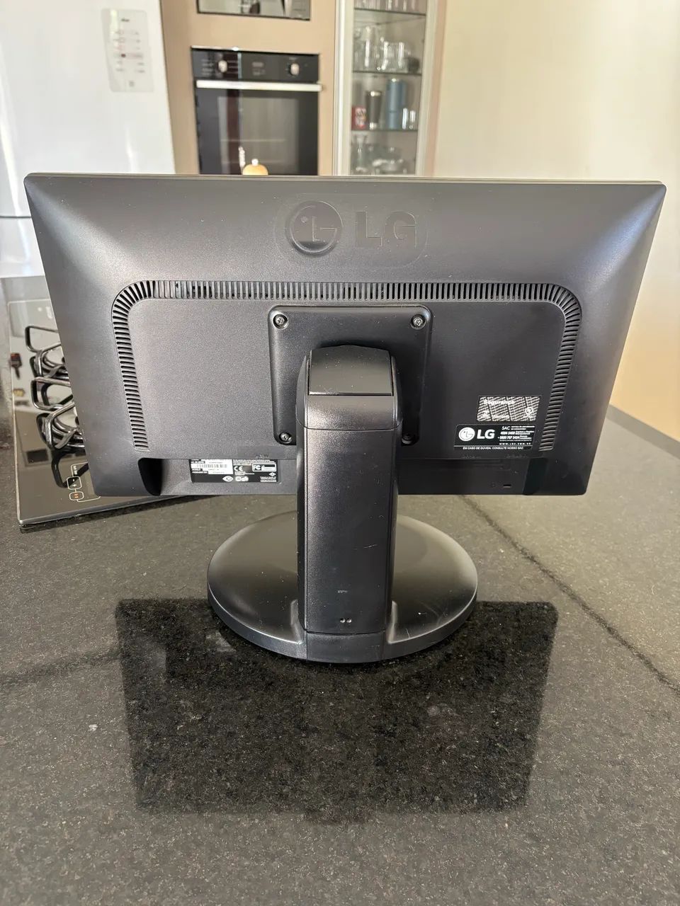 Monitor LG 19.5?  - Foto 3
