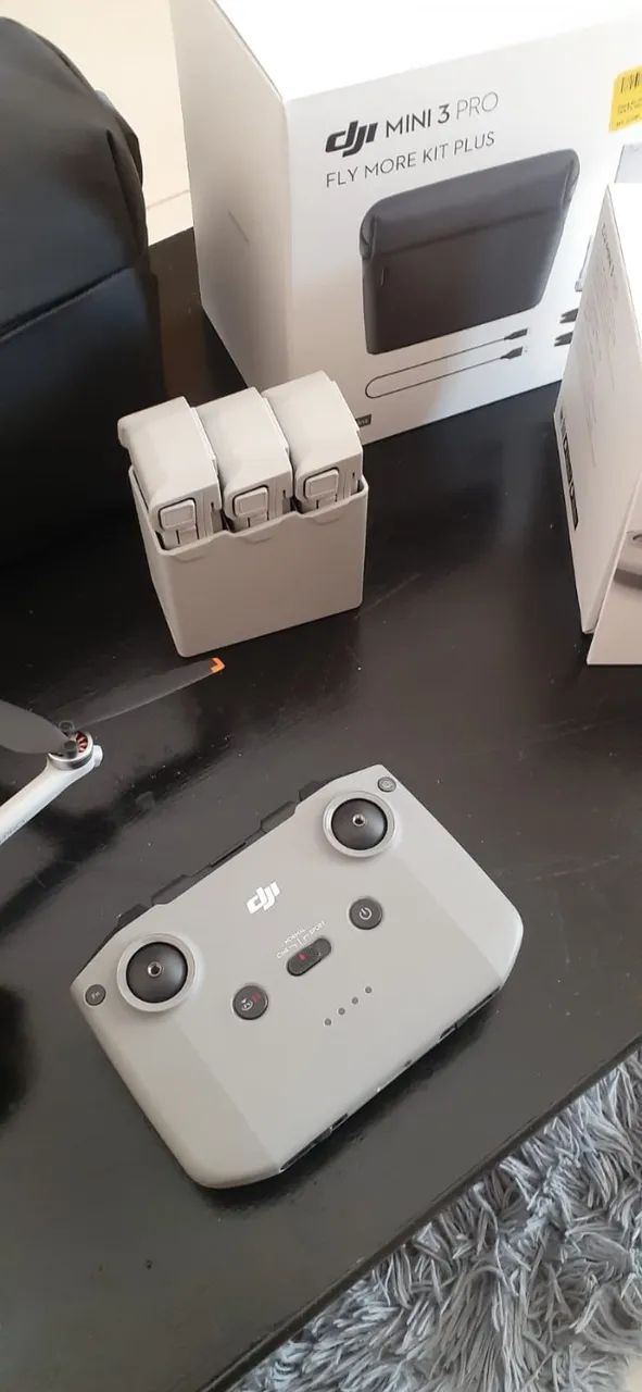 Drone DJI Mini 3 Pro c/ Combo Fly More - Foto 4
