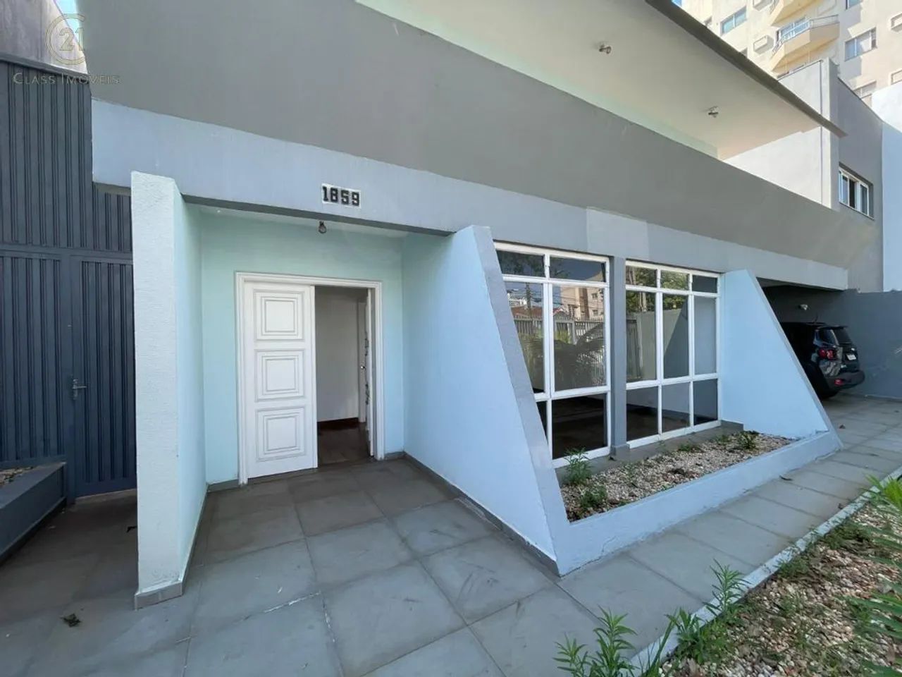 Casa à venda em Londrina, Centro, com 4 quartos, com 400 m²
