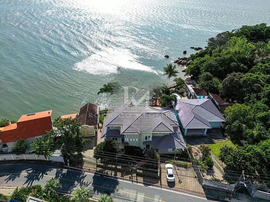 Casa frente mar com 4 suítes em Cacupé Florianópolis - Foto 4