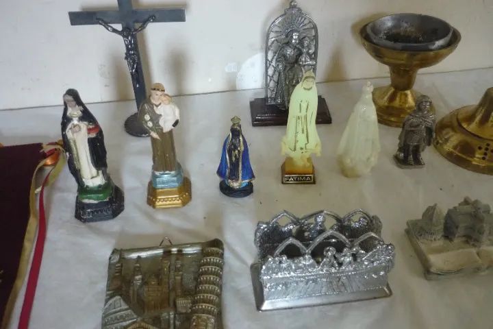 Artigos Religiosos Antigos Leia Campo Descrição Do Anúncio - Foto 4