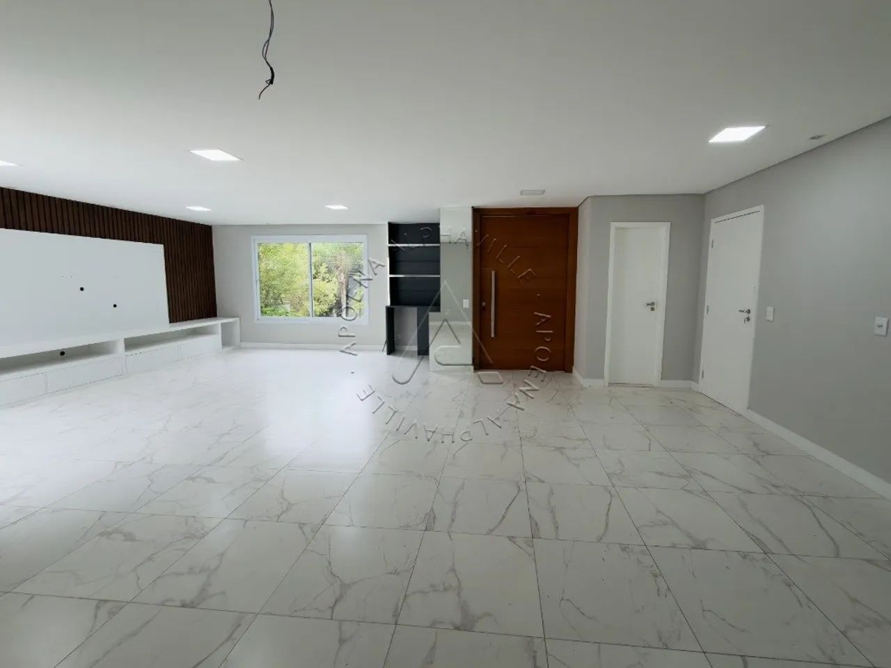 CASA TERREA A VENDA COM 3 SUÍTES NO TAMBORÉ - Foto 4