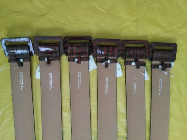 Cintos Femininos Novos de Couro. - Foto 2