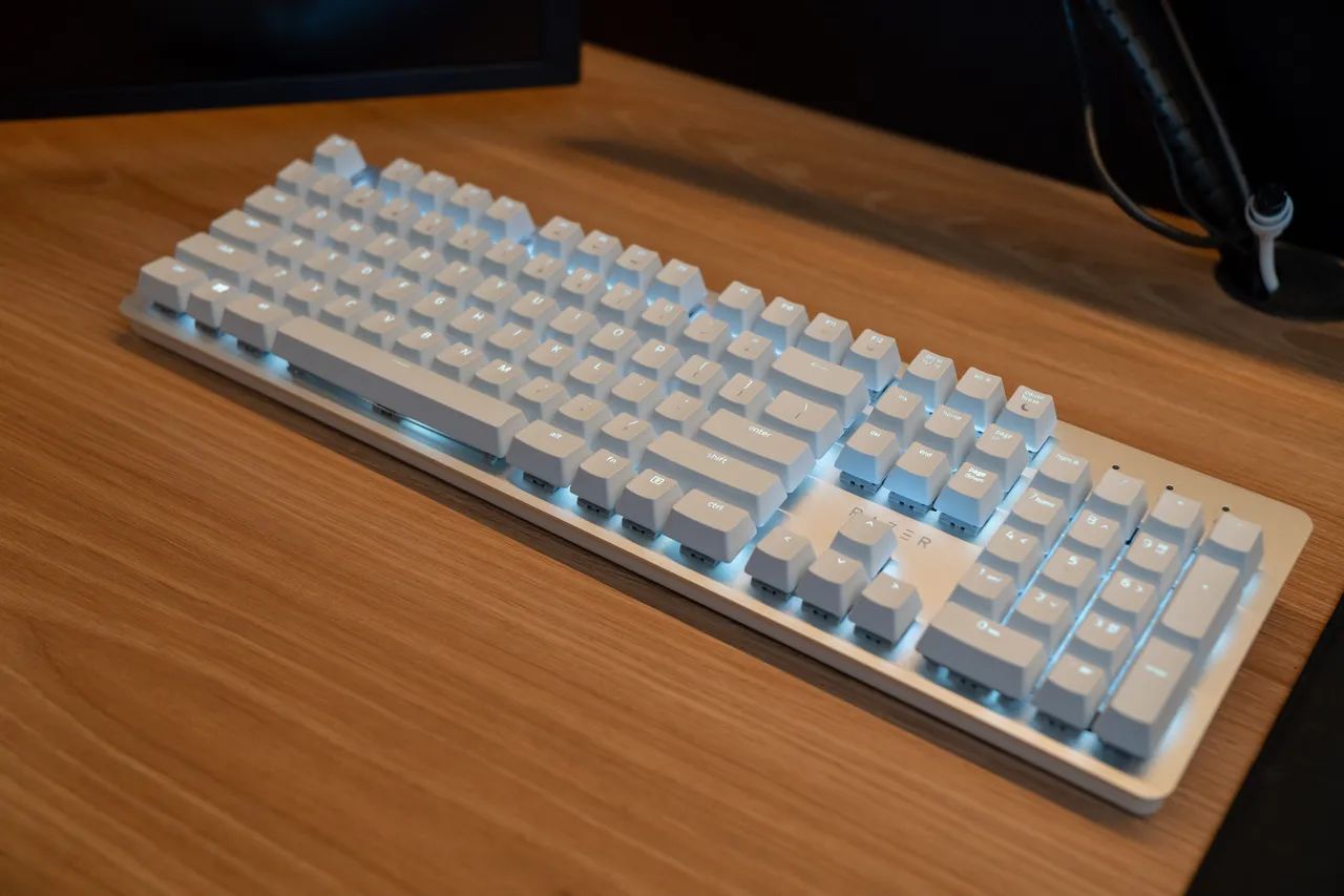 Teclado Razer Pro Type (Sem Fio)