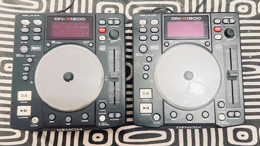 CDJ DENON DN-S 1200 pouco tempo de uso