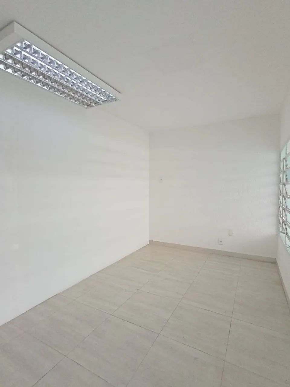 Ponto Comercial com 5 Salas e 120 m² para Locação - Foto 4