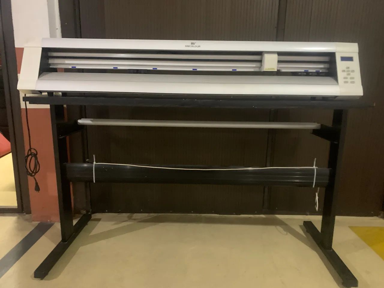PLOTTER DE RECORTE MECOLOUR - EXCELENTE ESTADO - Foto 2