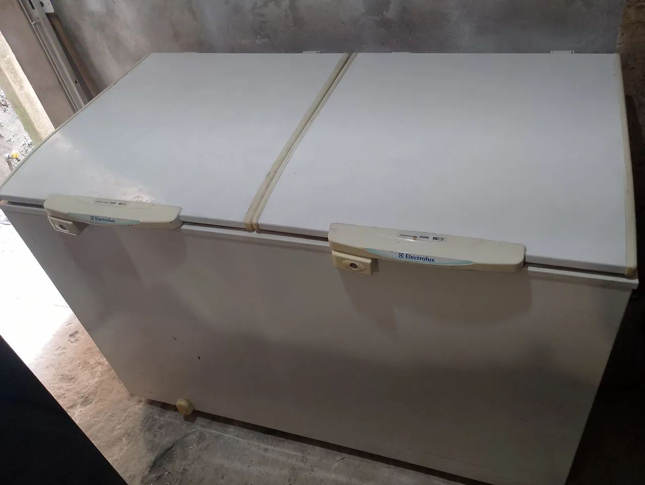 Freezer horizontal Eletrolux h400