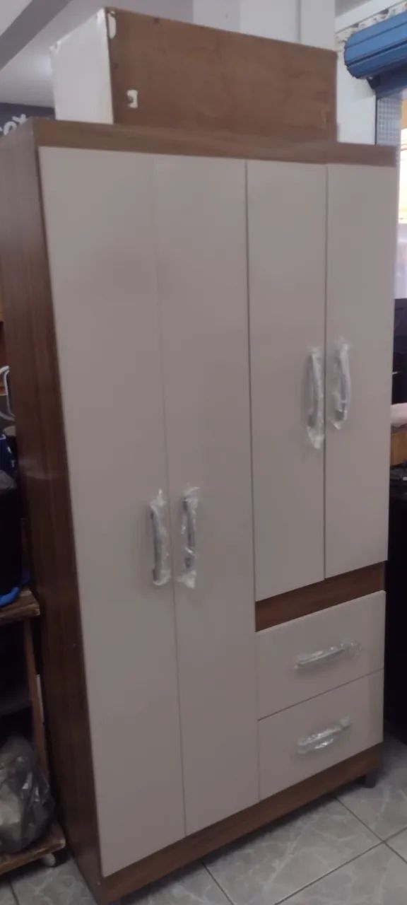 Guarda roupa ?