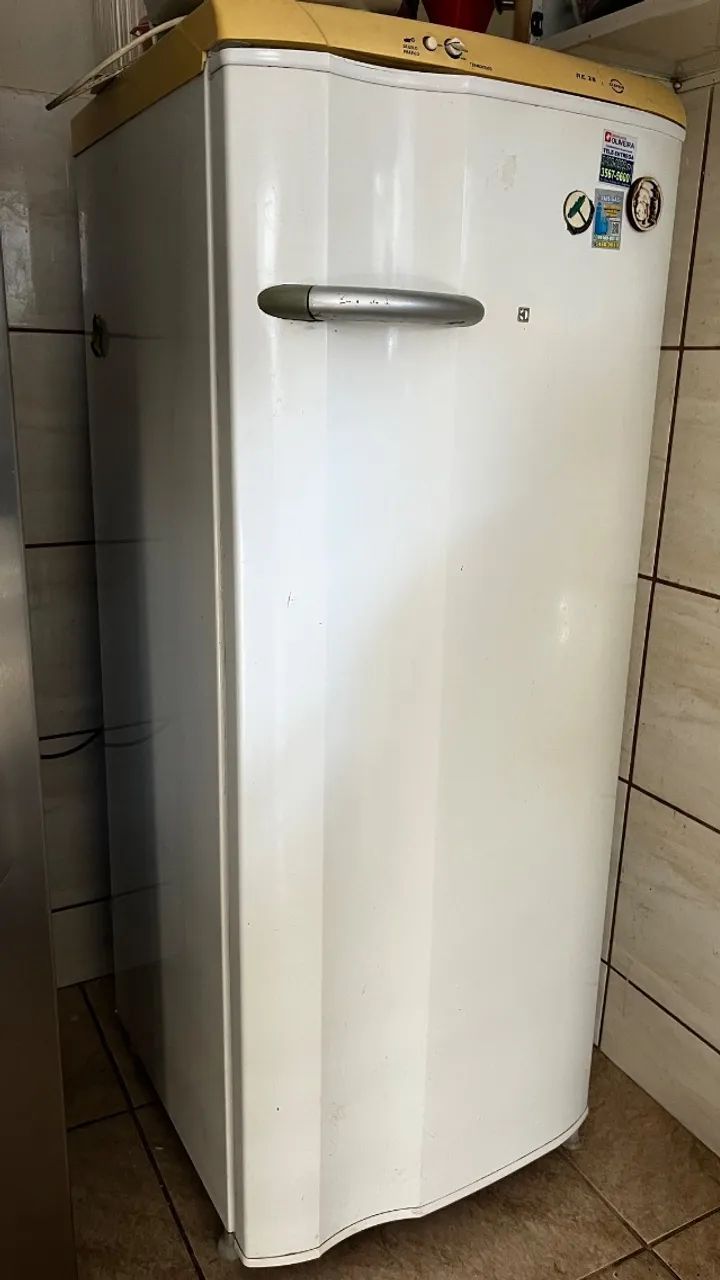Geladeira eletrolux