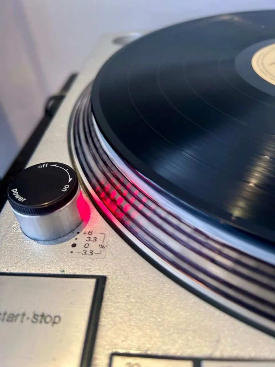 Toca Discos Technics SL 1200 MK2 + Cápsula Ortofon SMB-5