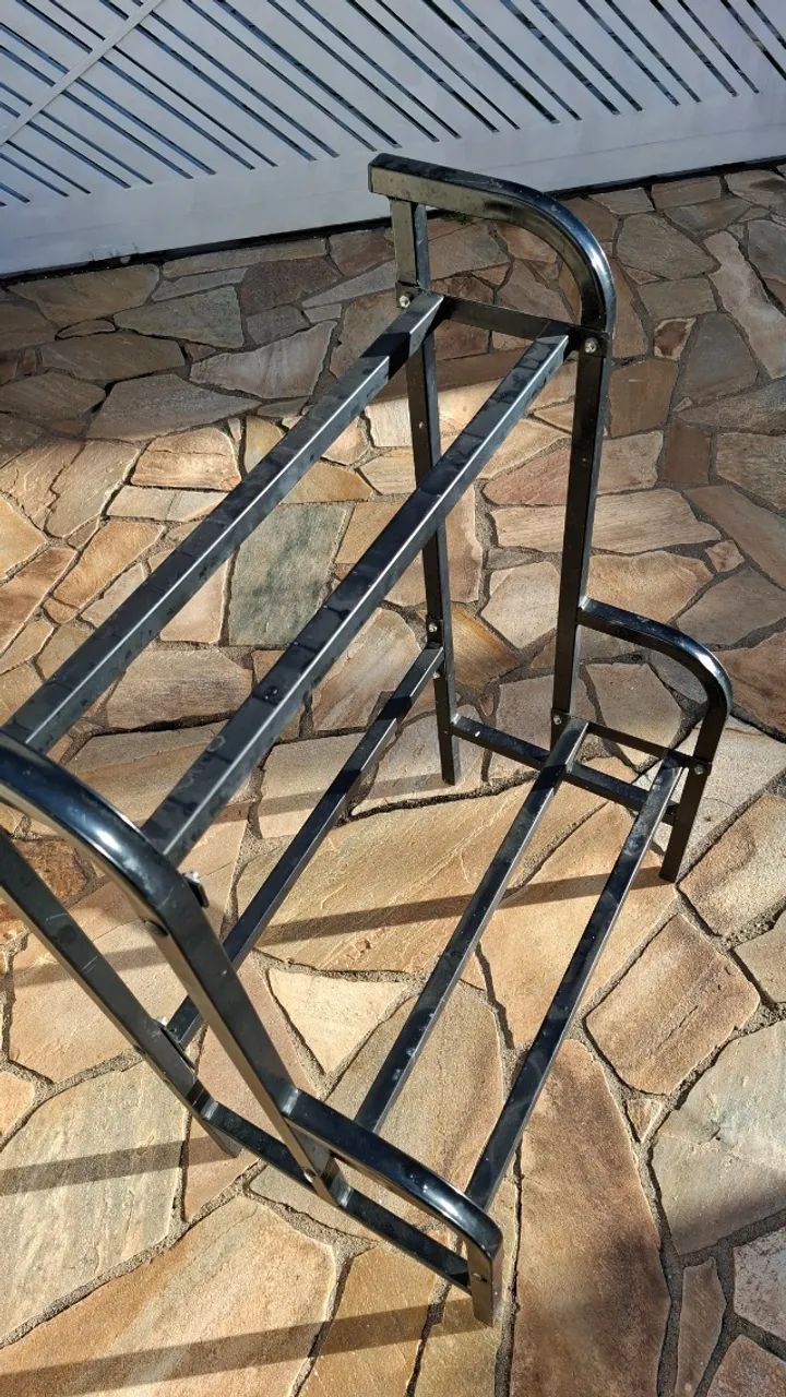 Pedestal para até cinco maquinas de bolinhas - Foto 4