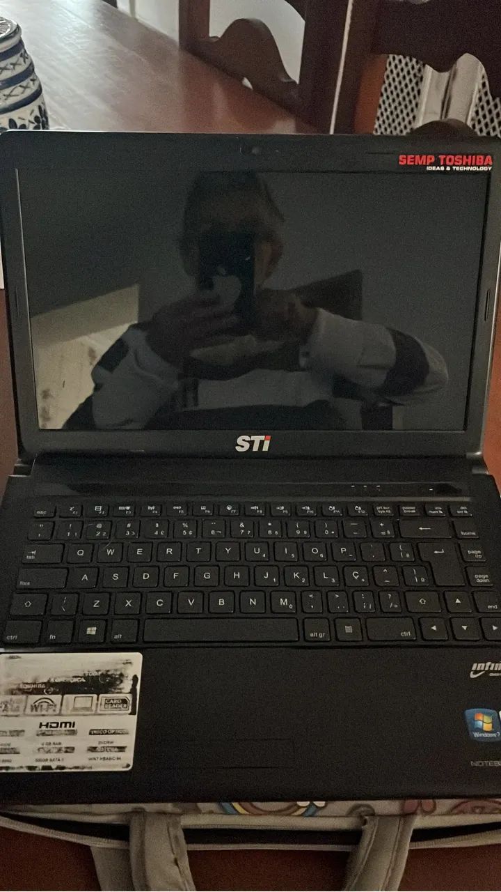 Notebook Computer Semp Toshiba NI 1401.