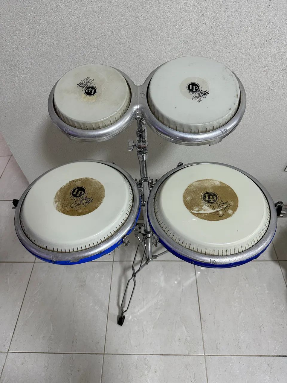 Conga e Bongo Lp Giovanni Hidalgo c/ suporte e estante Original - Foto 2