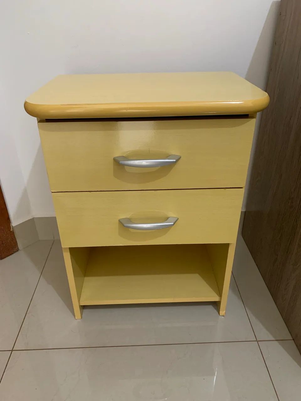Mesa de cabeceira 