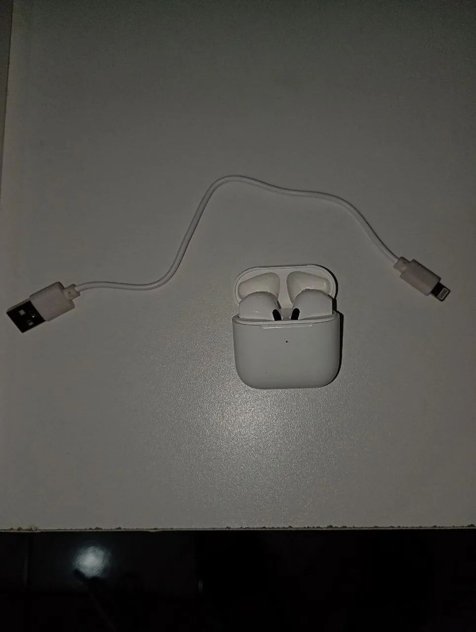 Fone bluetooth Apple   AirPods