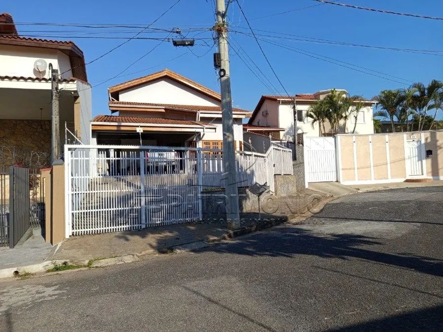 SOBRADO COM 4 DOMRS SENDO 1 SIMPLES COM HIDRO E 1 MASTER; PAGLIATO; SOROCABA; LESTE