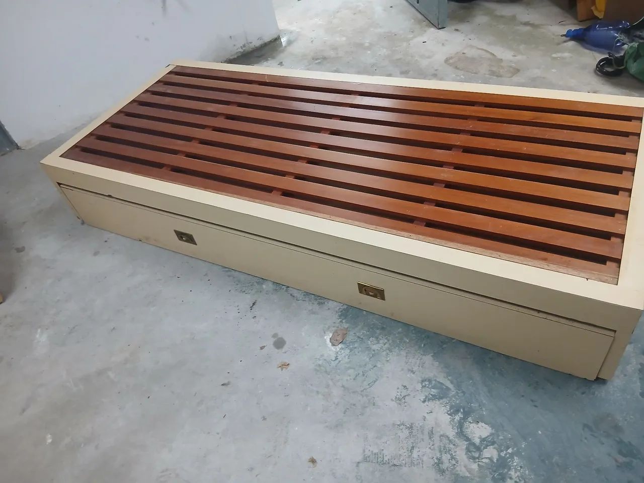 Moveis pra quarto de madeira 