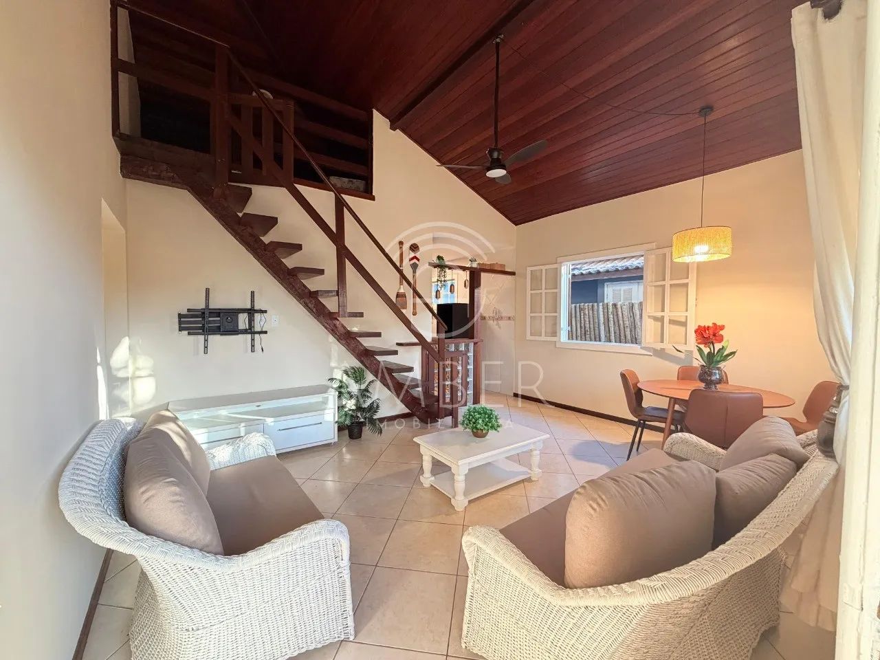CASA EM CONDOMÍNIO COM PISCINA, CHURRASQUEIRA E LAZER COMPLETO - Foto 4