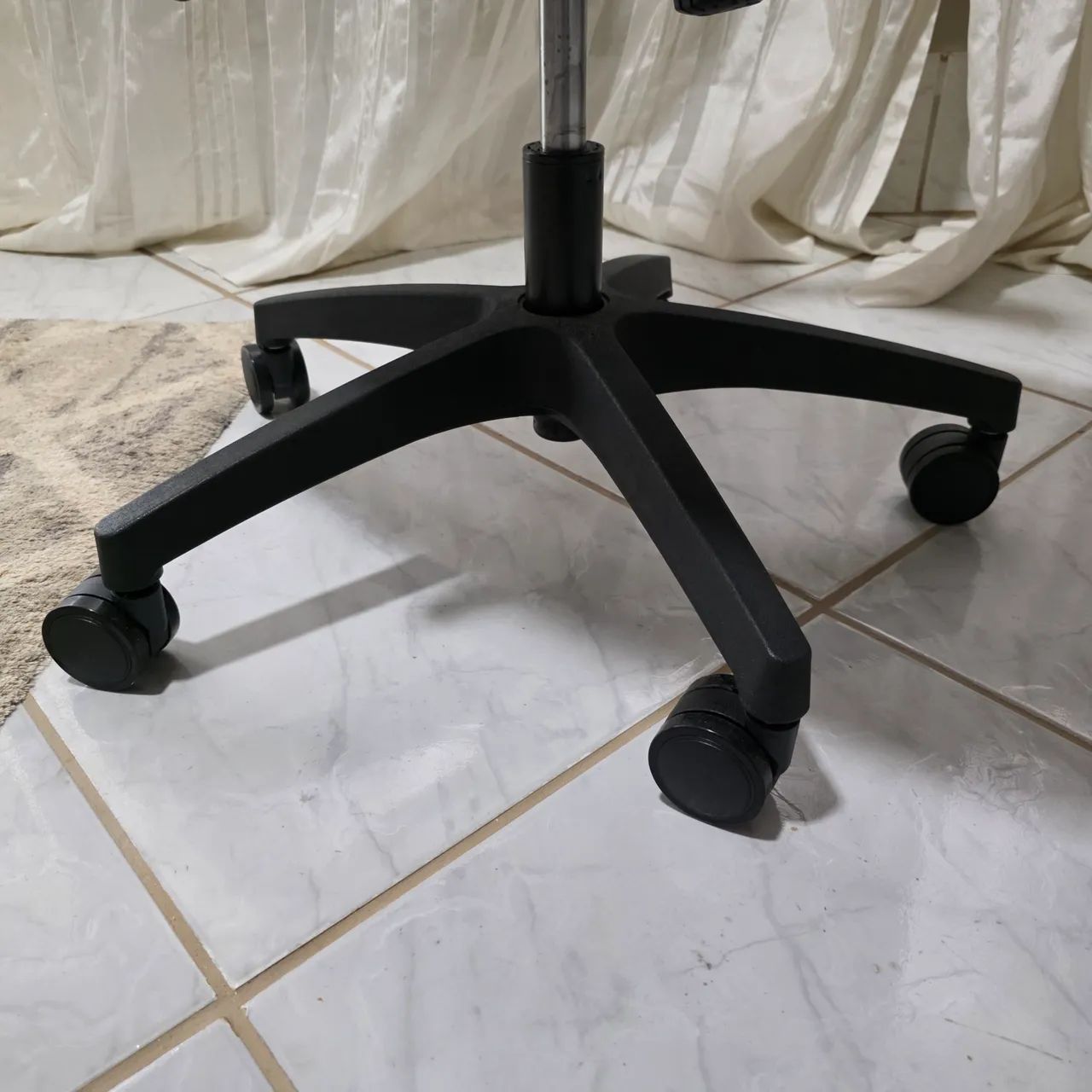 Cadeira de Escritório Premium - Foto 4