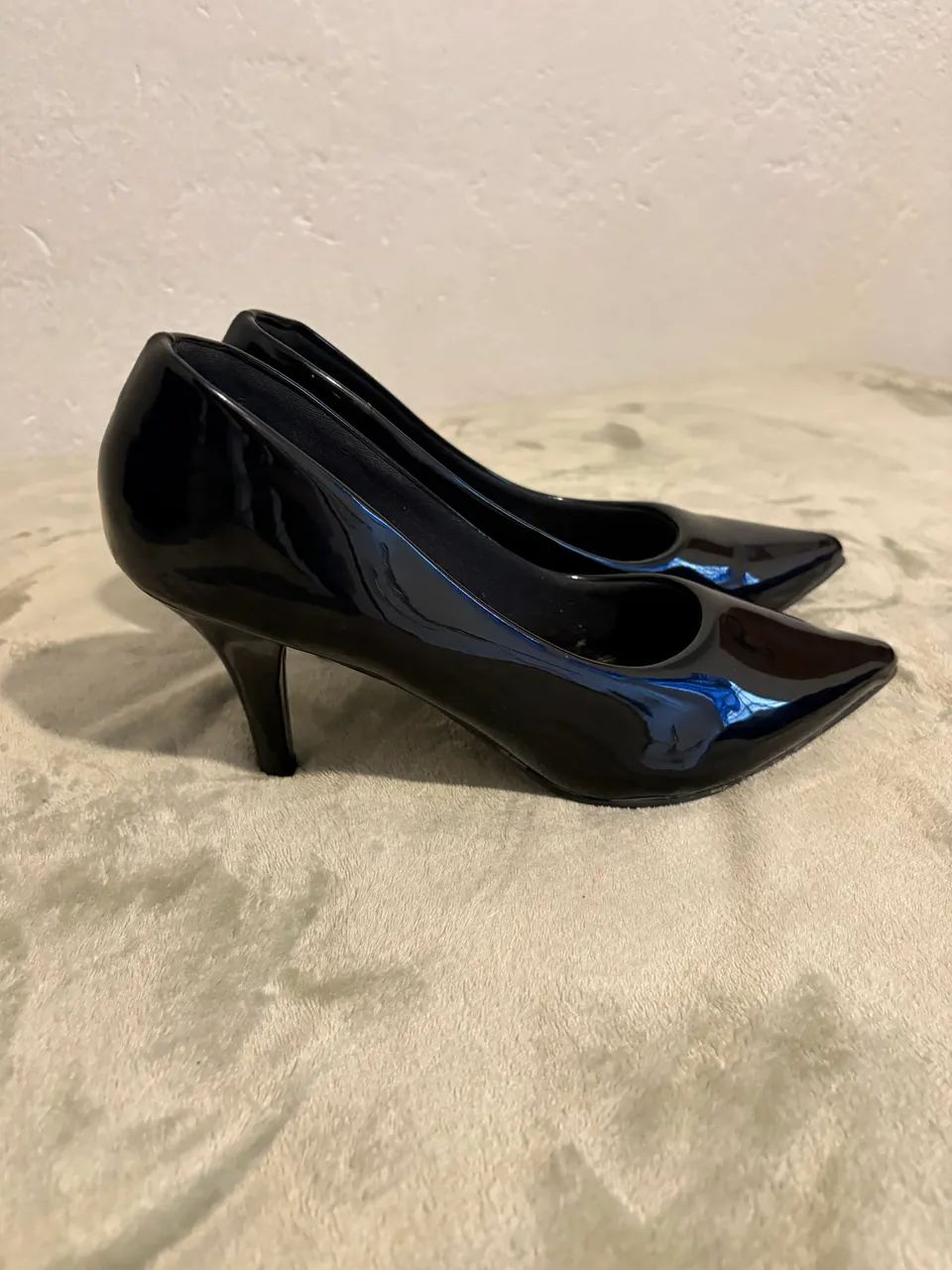 Dois sapatos scarpin 42 - Foto 4