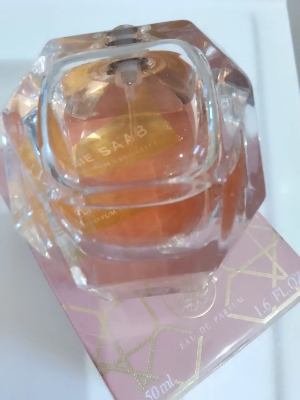 Elie Saab: Essentiel 50m - Foto 2