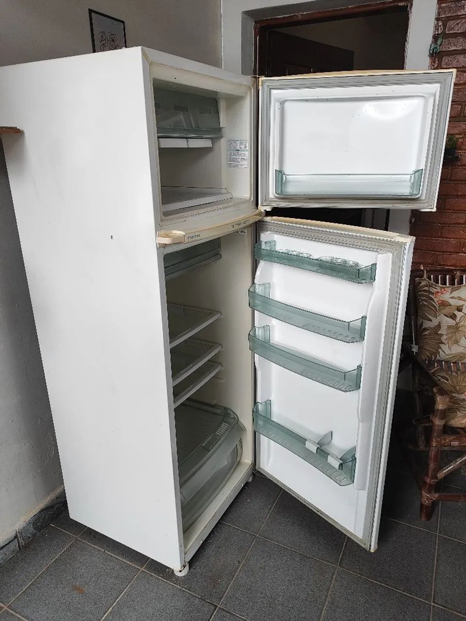 Geladeira com Freezer - Foto 2