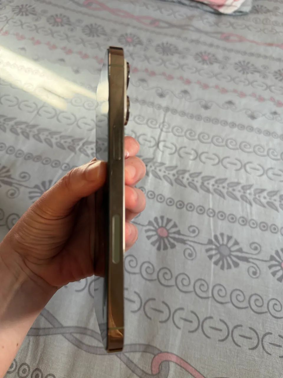 iPhone 14 Pro Max Gold - Foto 2