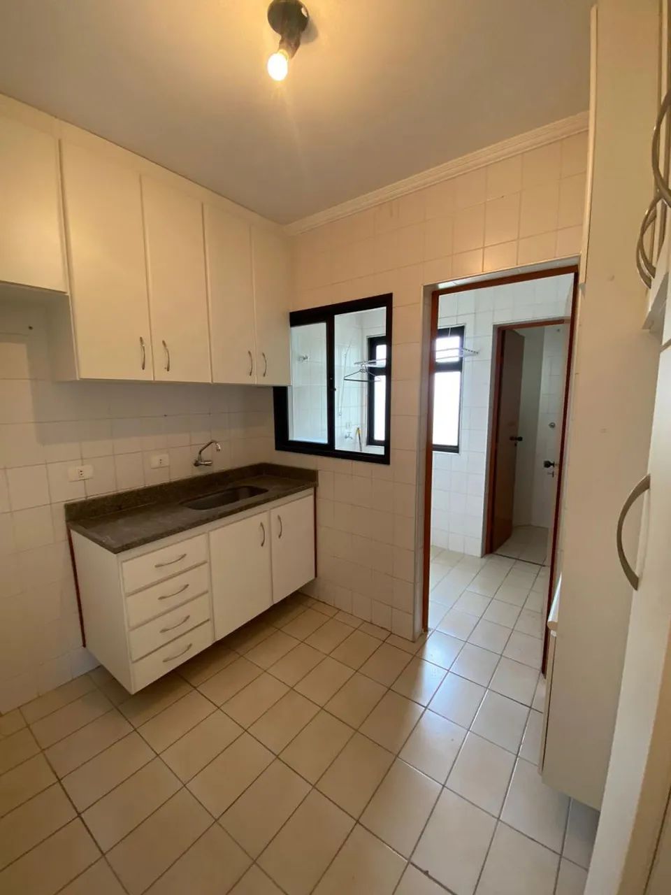 Apartamento para alugar no centro, com 3 dormitórios - Foto 4