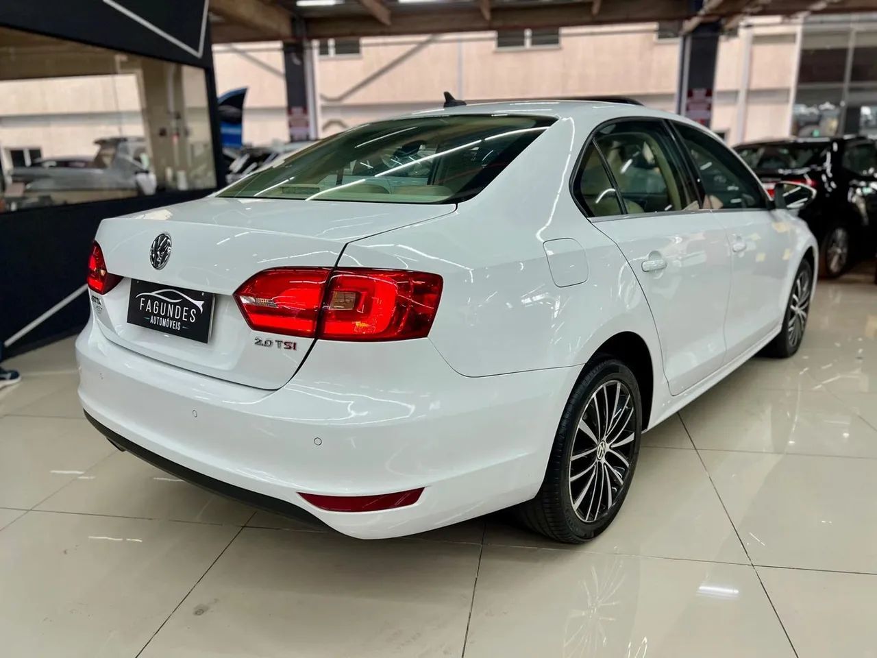 Volkswagen Jetta 2014 - Foto 3