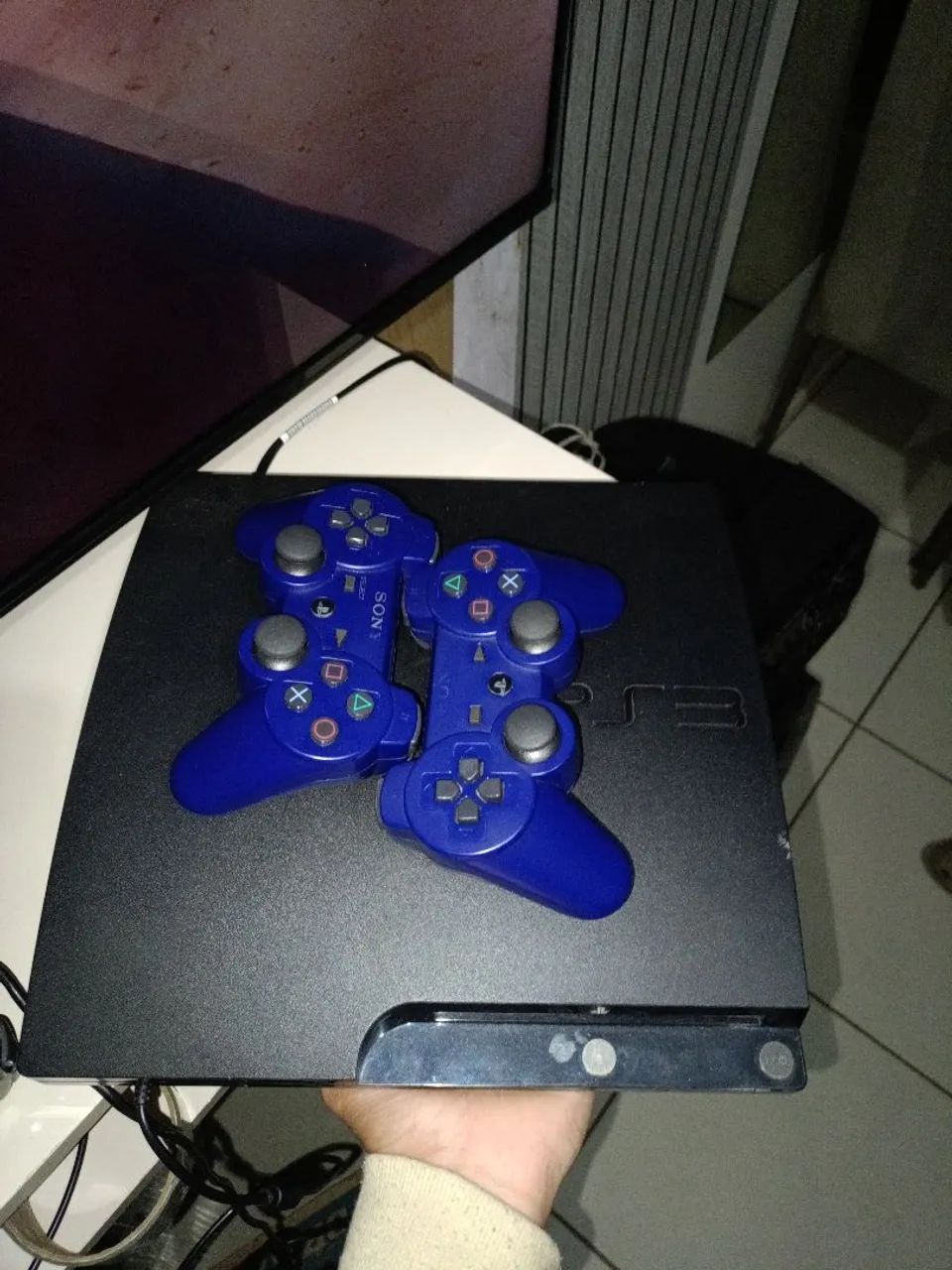 Vendo ps3 com dois controles - Foto 2
