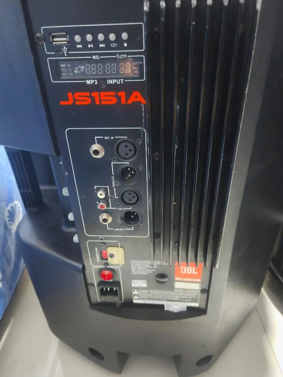 PAR DE CAIXAS ATIVAS 15" ? JBL JS151A + CSR 4000A - Foto 4