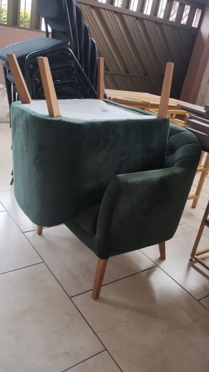 Vende-se Poltronas, Cadeiras e diversos móveis de Escritório  - Foto 2