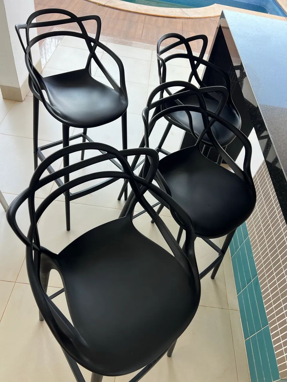 4 Banquetas Altas Allegra Master