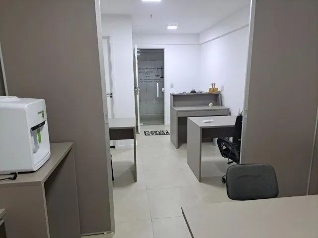 Sala comercial mobiliada e com banheiro no Centro de Itaboraí - Foto 2