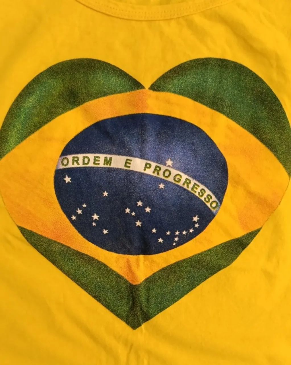 Camisa Brasil com Estampa de Coração - Foto 3