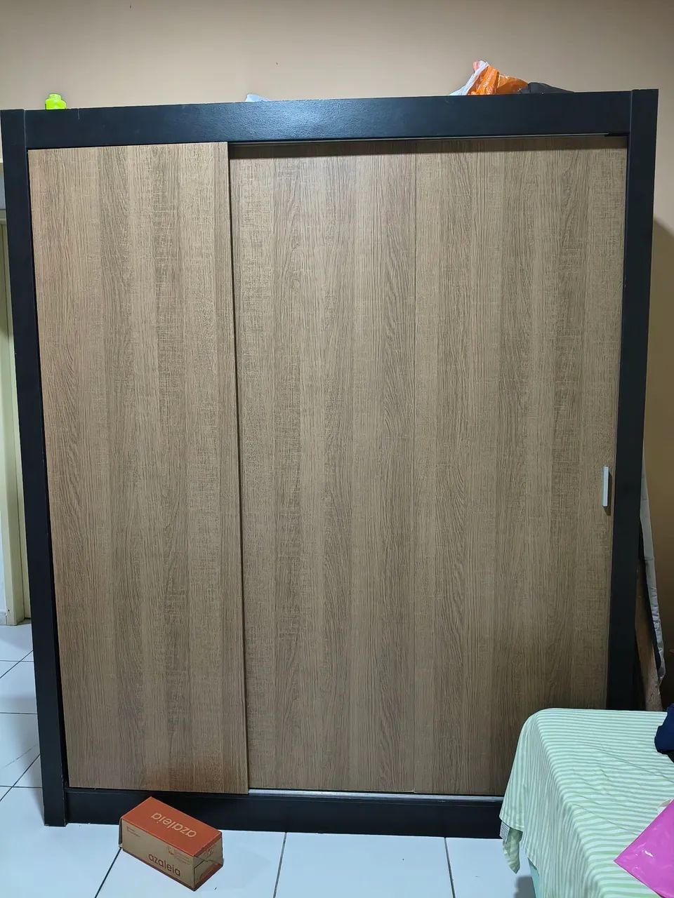 Guarda roupa com portas de correr  - Foto 2