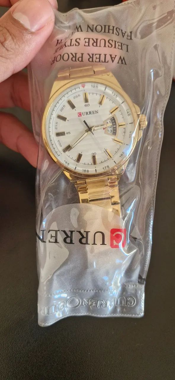 Relogio Curren dourado