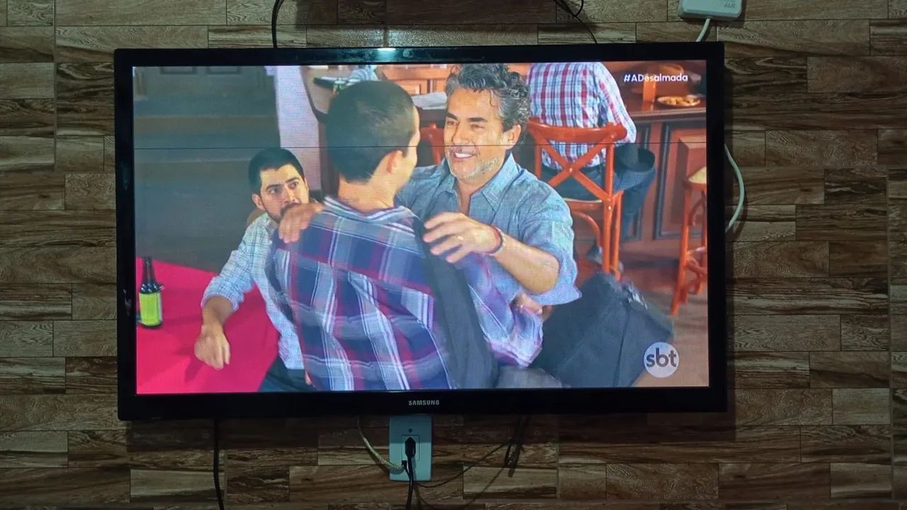 Televisão 40 polegadas - Foto 2