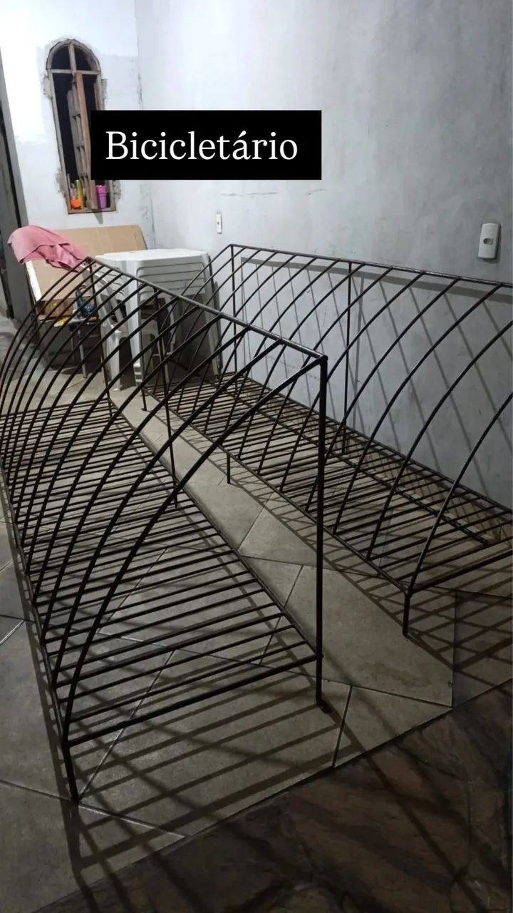 Bicicletário de ferro 
