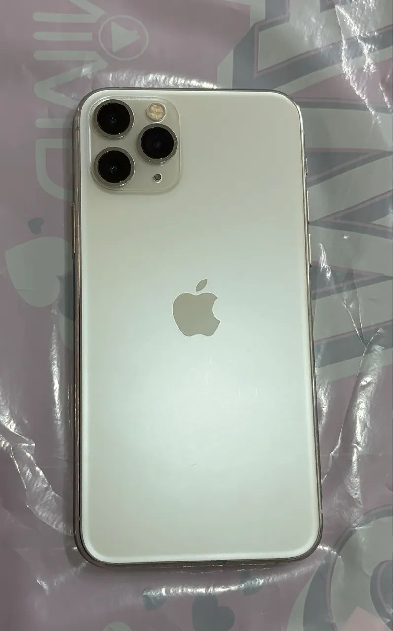 iPhone 11 pro max branco 256GB - Celulares e Smartphones - Boa iPhone 11 pro max branco 256GB - Celulares e Smartphones - Boa
