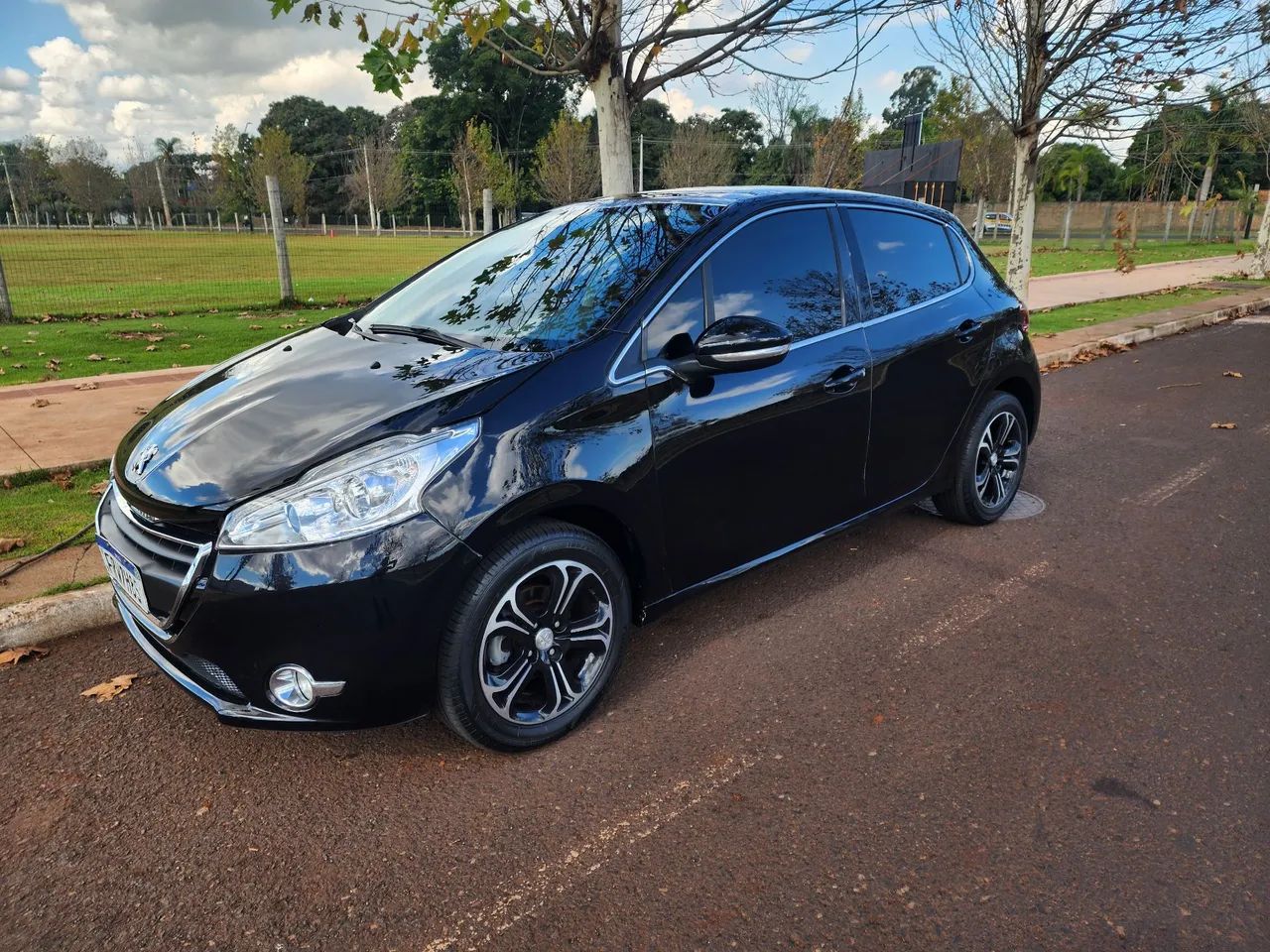 Peugeot 208 2015
