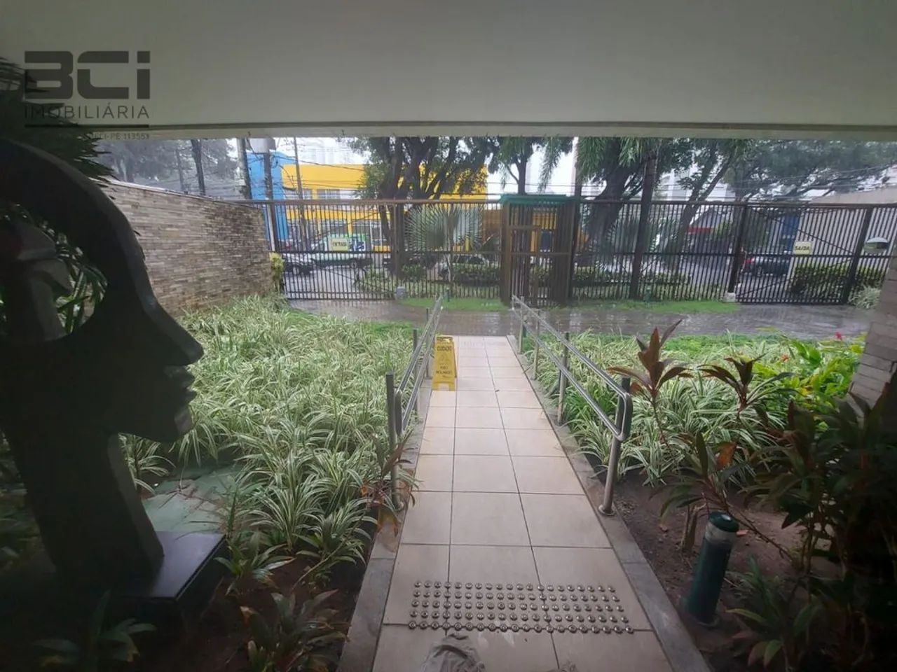 Apartamento para Alugar em Espinheiro, na Barão de Itamaracá - Foto 3