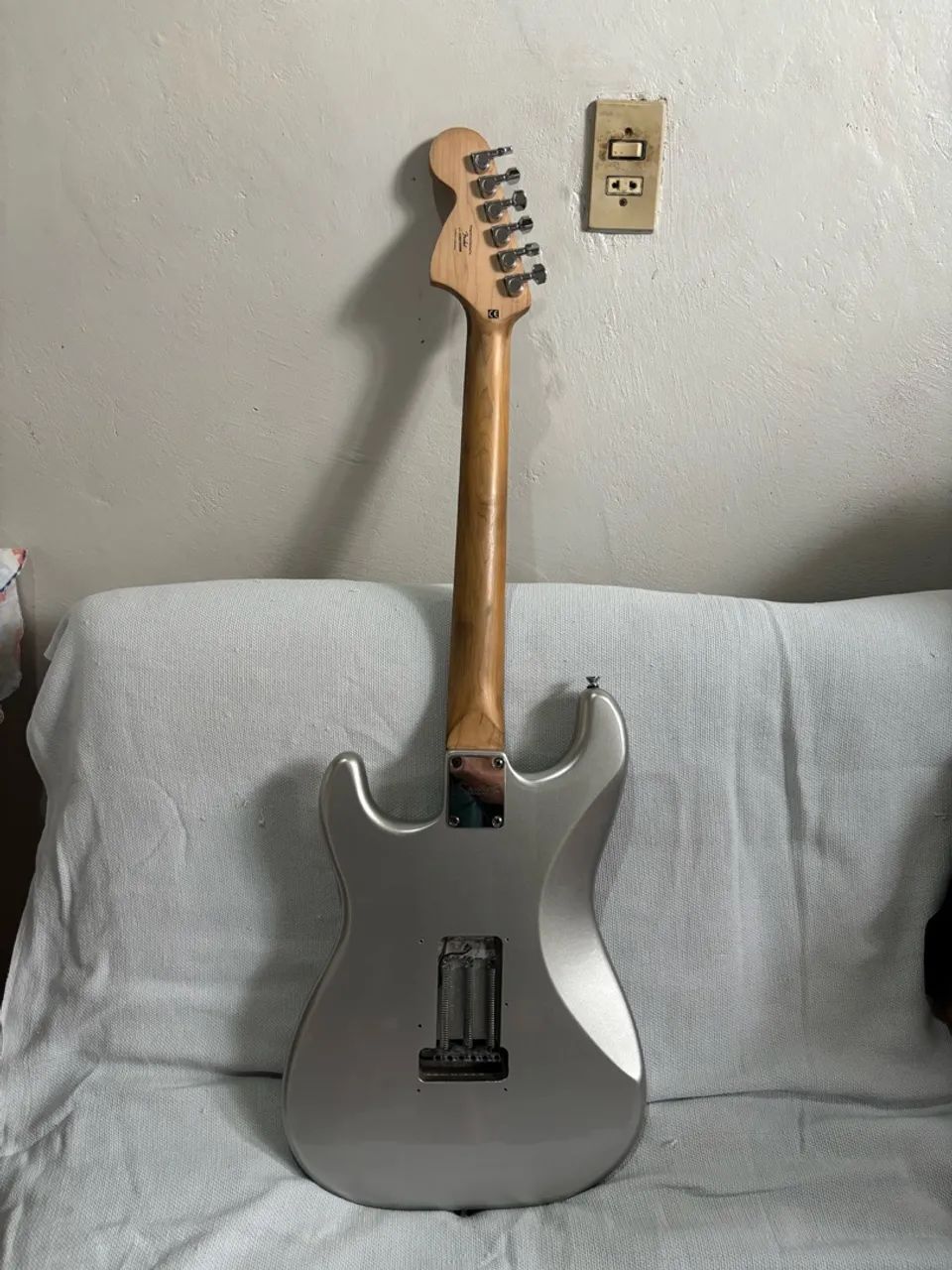 Guitarra Statrocaster Squier Affinity - Foto 2