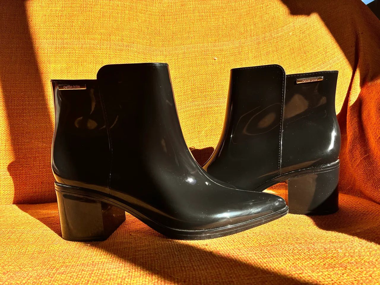 Bota Petite Jolie
