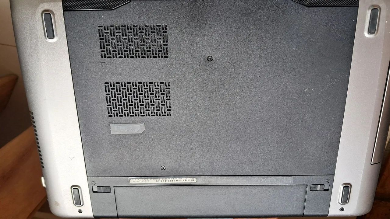 Dell Vostro i5, sem hd e bateria ruim. - Foto 5